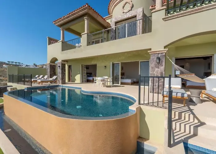 4bd Oceanfront Montecristo Estates Villa